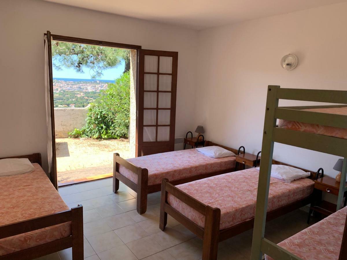 Relais International De La Jeunesse Calvi  Bagian luar foto